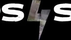 Amazon babe Sidney props up big dirty feet for perfect barefoot soles