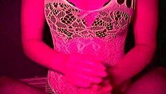 INTENSE HANDJOB FROM 18 YEAR OLD GIRL IN AMATEUR OLD YOUNG ACTION