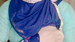 Hey, check out this Arab babe in self bondage adventure! 😏🔗