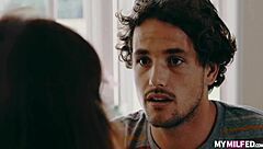 syren de mer appears in mother exchange 7 part 1 scene