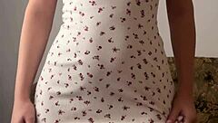 Hey cute teen 18+, wanna finger that shaved petite pussy with a dildo until you moan and orgasm like crazy?