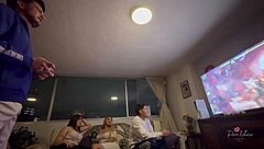 My friend and I swap boyfriends for group blowjob and creampie 😈