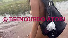 vazou na net largados e pelados friends enjoy nudist beach adventure together