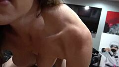 Leila Larocco delivers early Christmas cock worship cum