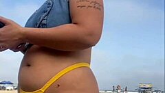 i got that guy rock hard flashing on the beach