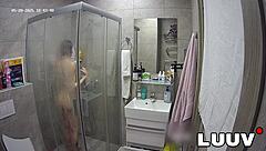 Kareflore's real amateur shower tease exposed