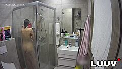 Kareflore's real amateur shower tease exposed