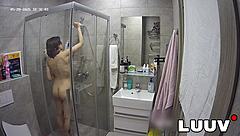 Kareflore's real amateur shower tease exposed