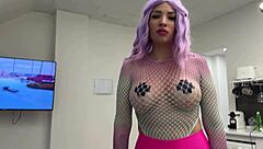 Pamela Mendoza Gulps Gamer Boy's Monster Cock Hungrily