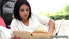 Coco de Mal Begs Grandpas to Pound Her Teen Pussy Outdoor Hardcore!