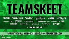 lesbian licking pussy muff diving orgasm guide