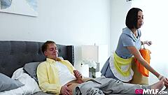 Ever had a cummy malfunction like Blaires creampie mess?