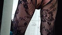 Valentina craves thick cock deep inside her shemale hole