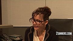 学生诱惑老师老婆秘密3P