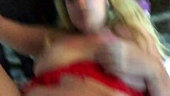 eu fodo a loirinha tatuada no carnaval com orgasmos intensos