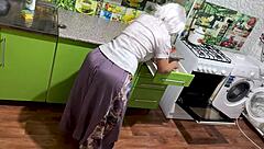 Damn this mature ass loves hard anal pounding!