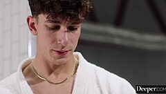 Naughty Melanie Marie risks public fucking thrill of getting caught