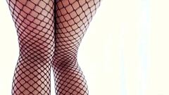 blonde nikki benz twerks as brunette anikka albrite thrusts deep dildo