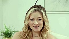 i love licking milf pussy and teen cock equally 😋👅