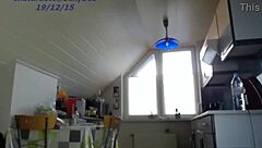 hey sexydea, flash that amazing big ass and cute feet for me