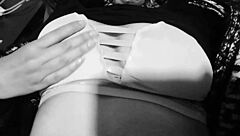 你爱看我按摩时挑逗大奶吗？