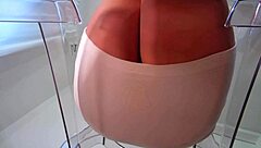 Goddess face sits in pantyhose!