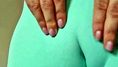 Milf Teases Cameltoe In Tight Leggings