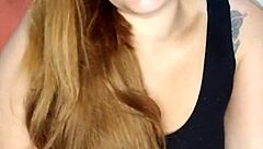 Sharing webcam moments with viewers