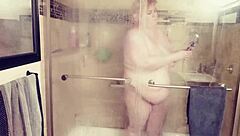 Ariel Deep Shower View Of Curvy Body