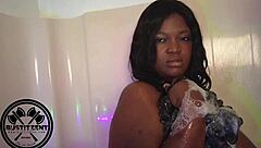 i love watching biglizz, that fat ebony bbw pornstar get wet