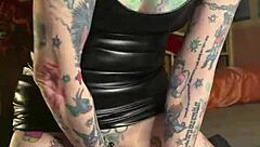 i orgasmed so hard ridin that dildo, milf hotink4u with piercin and tattoo