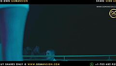 Does this latina brunette tease her big ass?