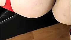 Alejita shows big tits and ass to milfs in Ecuador!