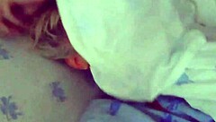 estou esperando o meu medico de madrugada com a buceta bem molhada full on red