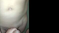 chamei meu vizinho para fuder gostoso e ele gozou dentro