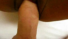 This Asian beauty is fucking pussy and sucking cock in homemade blowjob on sexmovr.com.