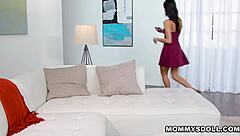 Wow! Emily Willis in wild teen 18+ action!