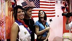 两个大奶黑发熟女丝袜骑硬屌到喷潮