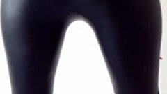 i worship the dominatrix in tight leggings and her juicy ass