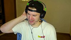 Bulma sucks monster cock!