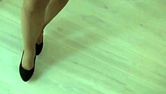 Sexy Mature Milf With Big Tits Bends Over In Doggystyle