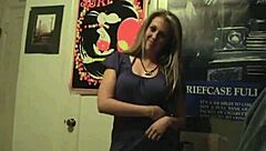 hotty kendall performs blowjob closeup pov for amateurs