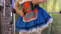 Halloween milf gets naughty in beermaid costume while dancing