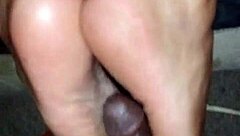 Ms Katt shows off her pretty feet in a casual setting