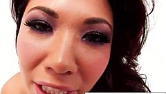 london keys explores her anal solo pleasures