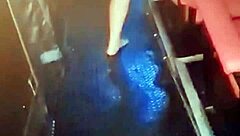 Anny rebolando no cinema da casa de swing, damn I’m so turned on!