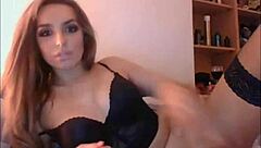 Tranny showing herself her live show