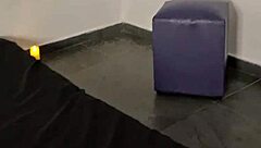 fui fazer uma massagem e pedi pro massagista gozar nos pelos da minha bucetinha