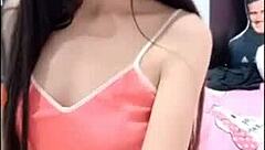 Thai webcam beauty showcases sexy Asian charm in live session