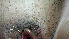 lore gordita with juicy pussy cums hard